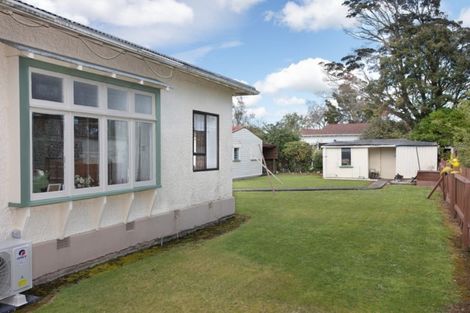Photo of property in 15 Cuba Street, Marton, 4710