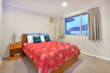 Photo of property in 16 Bartlett Drive, Silverdale, 0932