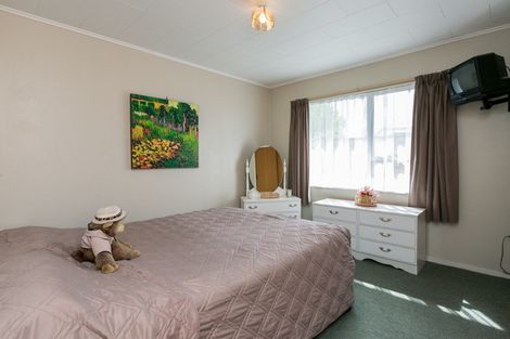 Photo of property in 1/22 Oxford Street, Taradale, Napier, 4112