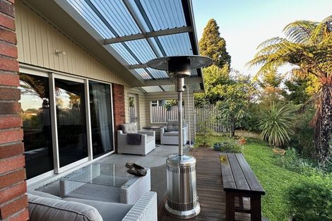 Photo of property in 66 Braid Road, St Andrews, Hamilton, 3200