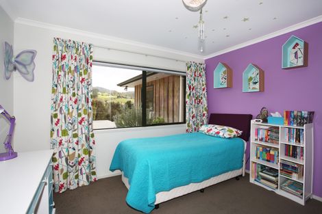 Photo of property in 20 Phillips Road, Ness Valley, Papakura, 2585