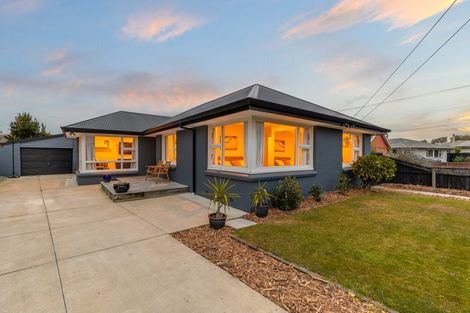 Photo of property in 5 Cromer Place, New Brighton, Christchurch, 8062