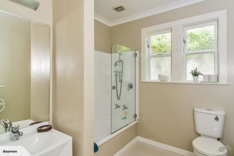 Photo of property in 74 Para Street, Miramar, Wellington, 6022