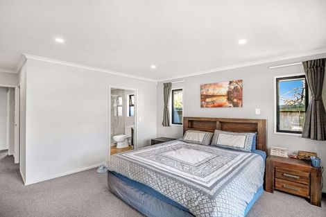 Photo of property in 21 Collins Drive, Waikuku Beach, 7402