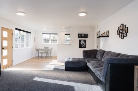 Photo of property in 1 Bidston Street, Outram, 9019