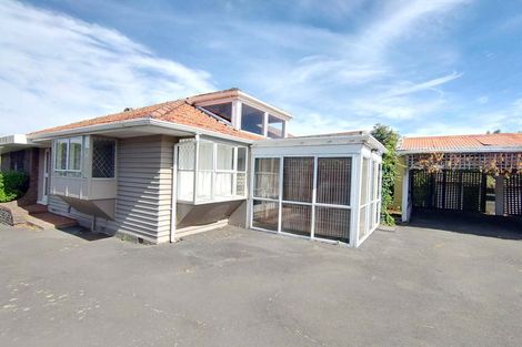 Photo of property in 1/32a Alfriston Road, Manurewa East, Auckland, 2102