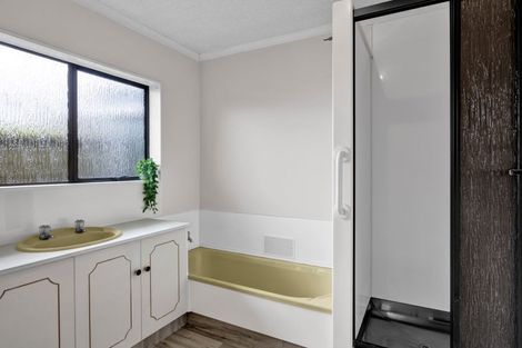 Photo of property in 2/153 Tukapa Street, Westown, New Plymouth, 4310