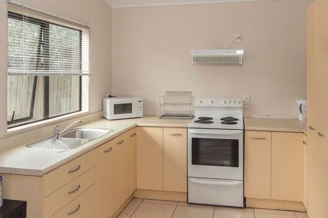 Photo of property in 99 Universal Drive, Henderson, Auckland, 0610
