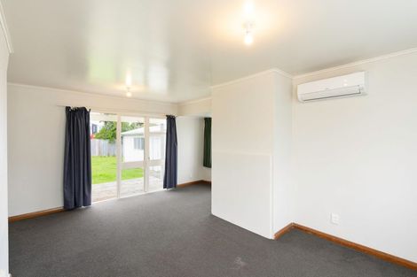 Photo of property in 7 Mahoe Street, Levin, 5510