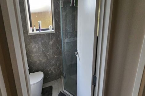 Photo of property in 92c Cargill Street, Papakura, 2110