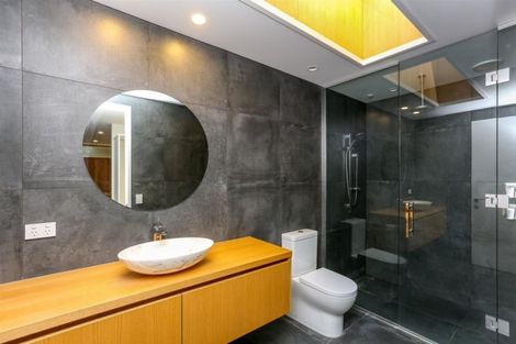 Photo of property in 70 Links Drive, Waiwhakaiho, New Plymouth, 4312