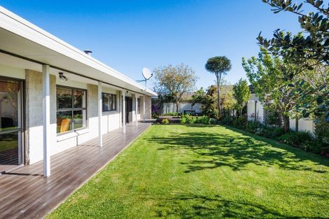 Photo of property in 27 Aintree Crescent, Awapuni, Palmerston North, 4412