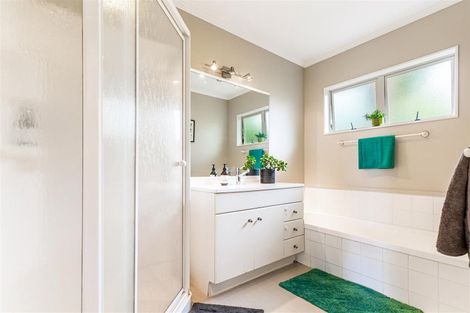 Photo of property in 3 Ascot Way, Orewa, 0931