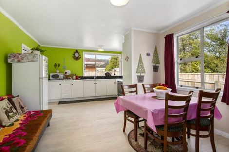 Photo of property in 2/147 Stokes Valley, Stokes Valley, Lower Hutt, 5019