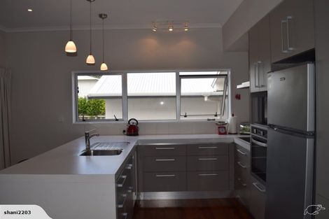 Photo of property in 243 One Tree Point Road, One Tree Point, 0118