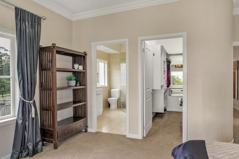 Photo of property in 576 Whitford Road, Whitford, Howick, 2571