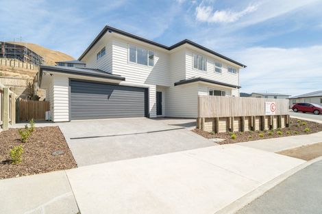 Photo of property in 47 Stockport Grove, Churton Park, 6037