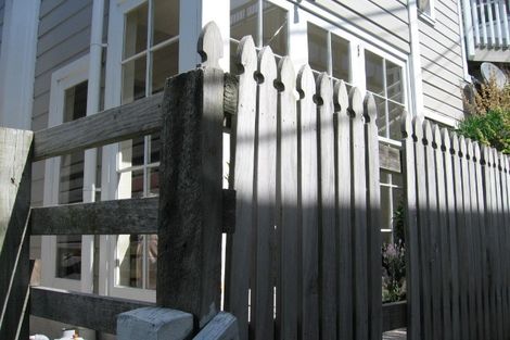 Photo of property in 12 Prince Street, Mount Victoria, Wellington, 6011