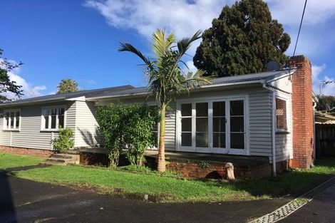 Photo of property in 26 Rathgar Road, Henderson, Auckland, 0610