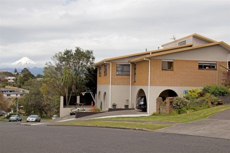 Photo of property in 8 Rossiter Crescent, Lynmouth, New Plymouth, 4310