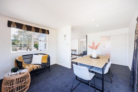 Photo of property in 8 Paradise Place, Milson, Palmerston North, 4414