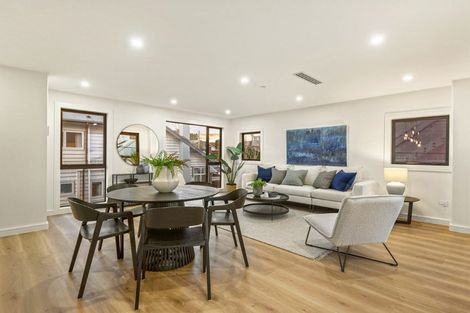 Photo of property in 16b Egremont Street, Belmont, Auckland, 0622