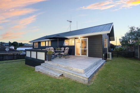 Photo of property in 31 Dunton Drive, Welcome Bay, Tauranga, 3112
