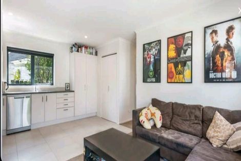 Photo of property in 231 Pakuranga Road, Pakuranga, Auckland, 2010