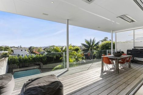 Photo of property in 22 Nottingham Street, Westmere, Auckland, 1022
