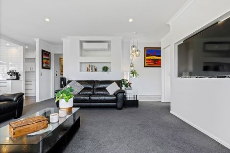 Photo of property in 6 Blair Place, Kaiapoi, 7630