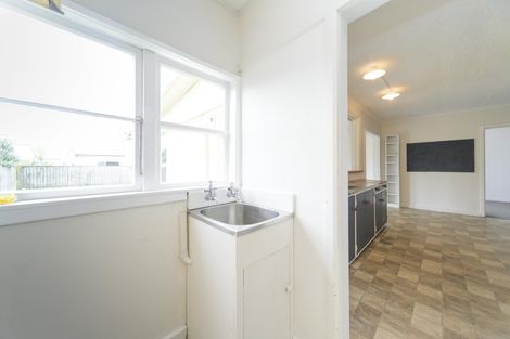 Photo of property in 221 Ferguson Street, Palmerston North, 4410