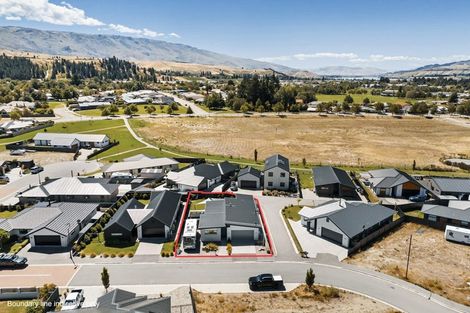 Photo of property in 17 Quigley Crescent, Cromwell, 9310