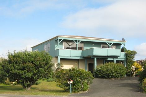 Photo of property in 4 Turnbull Place, Ohope, 3121