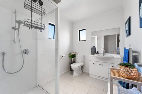 Photo of property in 8 Clea View, Gulf Harbour, Whangaparaoa, 0930