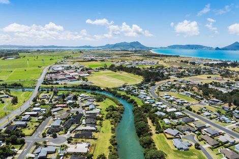 Photo of property in 11 Waitaha Place, Ruakaka, 0116