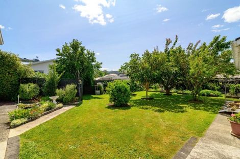 Photo of property in 56 Kawaha Point Road, Kawaha Point, Rotorua, 3010