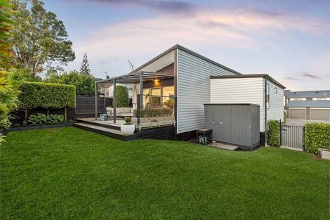 Photo of property in 15 Skippy Patuwai Lane, Glen Innes, Auckland, 1072