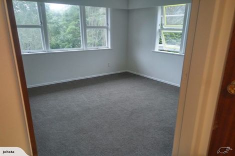 Photo of property in 17 Thurleigh Grove, Karori, Wellington, 6012