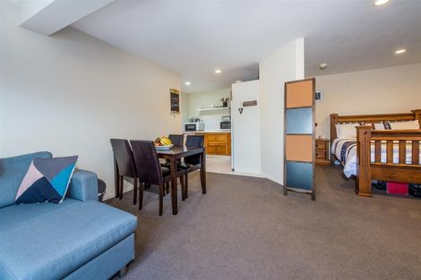 Photo of property in 20 Beechwood Road, Rothesay Bay, Auckland, 0630