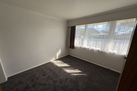 Photo of property in 44 Karaka Crescent, Levin, 5510