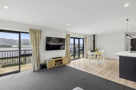 Photo of property in 6 Batham Way, Broad Bay, Dunedin, 9014