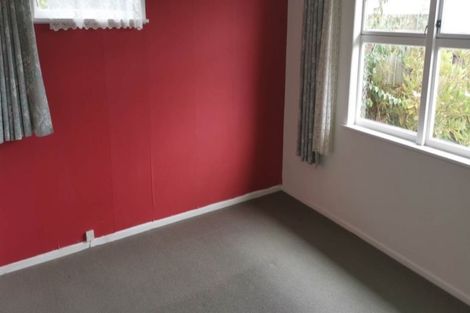 Photo of property in 56 Rua Road, Glen Eden, Auckland, 0602