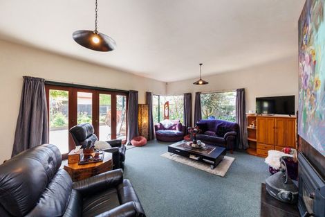 Photo of property in 1 Strachan Way, Highbury, Palmerston North, 4412