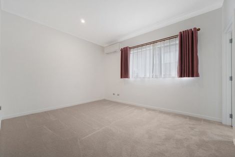 Photo of property in 5 Awakirihi Close, Shamrock Park, Auckland, 2016