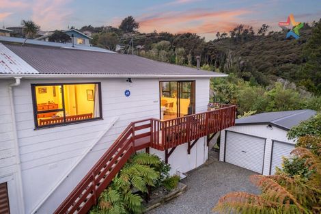 Photo of property in 96b Lord Street, Stokes Valley, Lower Hutt, 5019