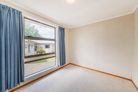 Photo of property in 53 Ruamahanga Crescent, Terrace End, Palmerston North, 4410