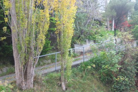 Photo of property in 42 Pinehaven Road, Pinehaven, Upper Hutt, 5019