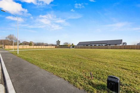 Photo of property in 37 Hawkins Road, Marshland, Christchurch, 8051