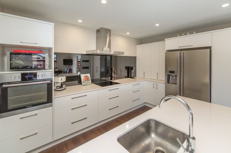 Photo of property in 12 Mulberry Street, Rangiora, 7400