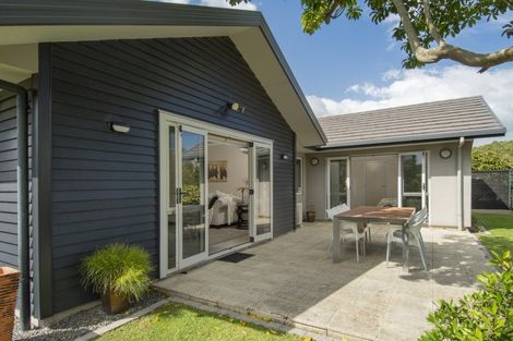 Photo of property in 19 Bridgewater Way, Pyes Pa, Tauranga, 3112